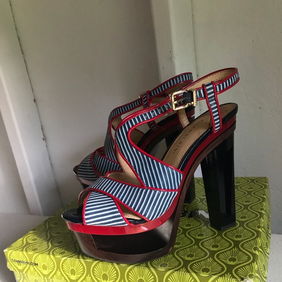 Gianni Bini “Elise” Cutout Platform Heels - Picture 9 of 13